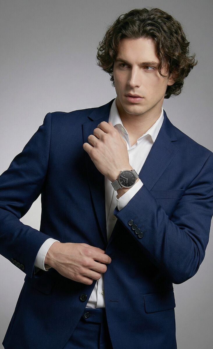 時計×AIモデルをAI合成